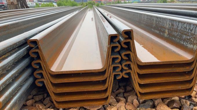De Met elkaar verbindende Bladen van de Staalplaatstapel, z-Type, u-Type, Europese Standaard van de het Bladstapel van En10249 S355jr S355j0 S355j2h Warmgewalste de Staalplaatstapel